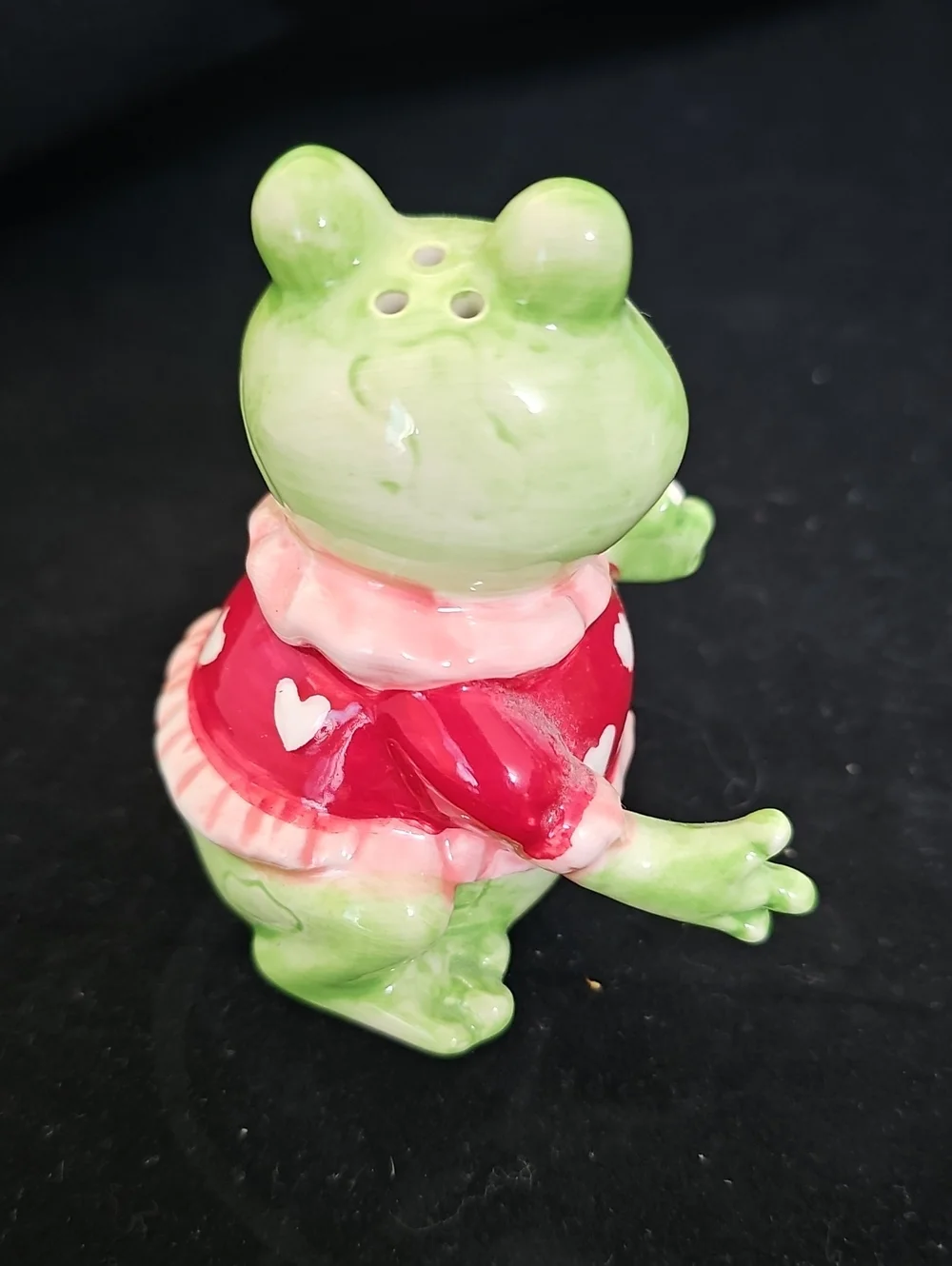 Cute Ceramic Frog Salt & Pepper Shakers - Green & Red